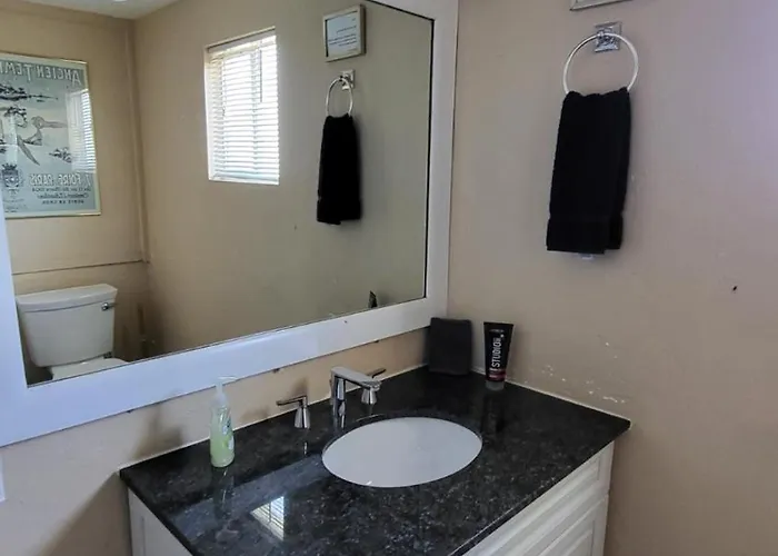 Unit 2 - Stylish 2br Downtown Retreat In Roosevelt Row, Parking Included *